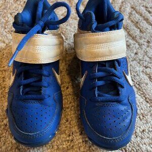 Youth Nike Blue/White Cleats, size 1Y